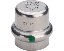 Viega G1 Sanpress Inox 15 mm slutmuffe i rustfrit stål med presfitting og en grøn indikator for sikker installation.