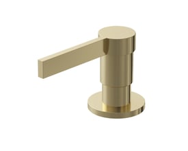 Lavabo Alkymist sæbedispenser i PVD-behandlet rustfrit stål med messingfinish, set skråt forfra med lang pumpearm.