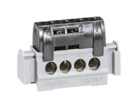 Legrand terminal blok 4x1,5-16MM2, sort IP2X, L47mm, med synlige skruer og nummerering for tilslutning.