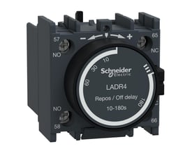Nærbillede af Schneider Electric LADR4 tidsblok, der viser drejeknap til indstilling af forsinkelse mellem 10 og 180 sekunder.