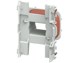 Siemens magnetspole 3RT2 S0 med 18,5kW og 400V AC spænding, vist med kobbervikling på hvid baggrund.