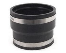 Fernco kobling til betonrør, lavet af sort gummi med metalbånd og en diameter på 400 mm, vist isoleret.