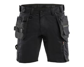 Blåkläder Workwear sorte håndværkershorts i størrelse C54 set forfra med flere værktøjslommer og bæltestropper.