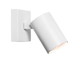 Astro Lighting Ascoli Single spotlampe i mat hvid med cylindrisk, kipbar skærm og GU10-fatning.