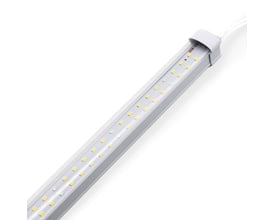 Nærbillede af LEDlife Max-Grow 30W vækstarmatur, viser LED dioderne og monteringsdetaljer.