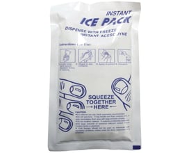 BlueStar Instant ispose til engangsbrug i hvid emballage med blå brugsanvisninger og illustrationer af anvendelsen.