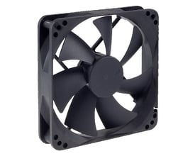 Chieftec AF-1225PWM kabinet blæser, 120x120x25mm i sort plast med 7 vifter og synlige monteringshuller.