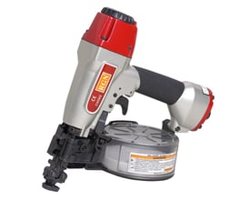 Tromlesømpistol CN50G i sølv og rød, med tydelig RGN logo og justerbart magasin til 25-50mm søm.