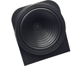 Fibox kabelmembran til vægskab med en maksimal kabeldiameter på 75 mm, lavet af sort plast.