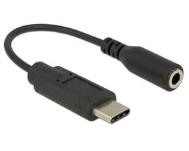 Sort DeLock 65842 lydadapter med USB Type-C-hanstik og stereo-jack-hunstik på et kort kabel.