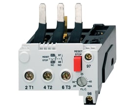 Benedikt U3-42-K3 termorelæ, justerbart fra 14 til 20 A, set forfra med rødt reset-stop og synlige tilslutninger.