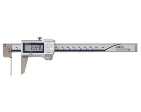 Digital skydelære fra Mitutoyo med en måling på 15.43mm, 0-150mm rækkevidde og IP67-klassificering.
