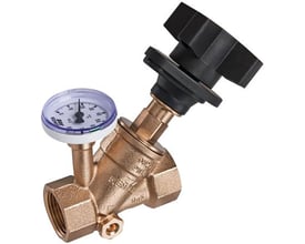 Kemper Multi-Fix+ cirkulations- og reguleringsventil i rødgods med manometer og sort håndtag, ¾" muffe/muffe.