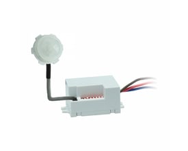 SpectrumLED PIR-bevægelsessensor med rund sensor, separat styringsboks og ledninger; 360° dækning og IP65.