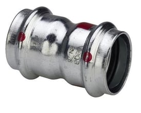 Tættere vinkel af Viega Prestabo 35mm muffe, der viser den forzinkede ståloverflade og prægninger.