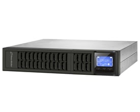 PowerWalker UPS 3000 VA i sort rackmonterbart design med LCD-skærm og PowerWalker logo på fronten.