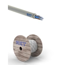NKT kabel 4X16 NOIK-AL-M 90° på kabeltromle, viser den grå ydre kappe og NKT logoet tydeligt.