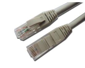 Unite Patchkabel Kat 6A UTP, 3m, grå LSZH med synlige RJ45 stik og farvede ledere på hvid baggrund.
