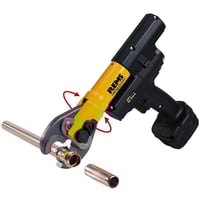 REMS Kompakt 14,4 V akku-presse til Ø 10–40 mm. Drejelig kæbe, LED-lys, sikkerhedsknap, hurtigoplader og L-Boxx medfølger.