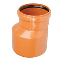 PVC-reduktion 160-110mm. Med kort indstiksmuffe SN4, EN1401