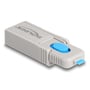 DeLock USB port blocker sæt, der viser det grå værktøj med den blå knap og den delvist udtrukne spids, klar til at blokere en USB-port.