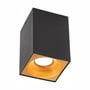 SpectrumLED Chloe GU10-loftlampe i sort aluminium med guldfarvet inderside, vist tændt med lysende lyskilde.