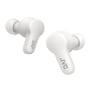 Detaljebillede af to hvide JVC Gumy True Wireless in-ear earbuds, hvor det ene er vendt lidt for at vise designet.