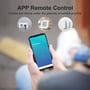 Bluetooth gateway hub til appstyring vist sammen med en hånd, der betjener en smartphone.