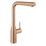 Grohe Essence køkkenarmatur L-tud i børstet Warm Sunset kobber med højt svingtud og betjeningsgreb.