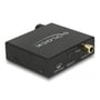 Delock digital audio converter i sort metal med USB-strømport, optisk TOSLINK og koaksial indgangsport på hvid baggrund.