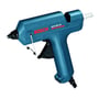 Bosch GKP 200 CE limpistol set skråt fra siden med den sorte dyse mod venstre og limstangen bagpå.