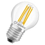 LEDVANCE VALUE filament LED-kronepære med klart glas og E27-sokkel set skråt fra en anden vinkel.