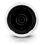 Ubiquiti UniFi G4 bullet overvågningskamera set lige forfra med den sorte linse omgivet af en hvid kant.