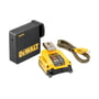 DeWalt USB-oplader DCB094K-QW omdanner 18V XR batteri til powerbank, medfølger USB-C kabel og adapter.