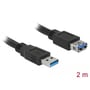 Nærbillede af DeLock USB 3.0 forlængerkabelets han- og hunstik, viser 2 meters længde og sort farve.