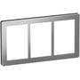 LK FUGA – Pure vandret tripel design ramme, 3x1½ modul, stål (metal) + teknisk monteringsramme