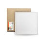 Hvidt Kobi NIRA SLIM LED-panel 60 × 60 foran sin brune emballage med en synlig produktetiket.