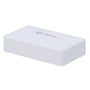 Safire desktop-switch med PoE og 10/100/1000 Mbps-hastighed set skråt ovenfra med logo og statusindikatorer.