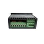 Dixell hygrostat XT111C, 230 V, set bagfra med grønne tilslutningsklemmer og stik til elektriske forbindelser.