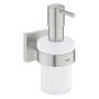 Grohe Start Cube sæbedispenser i Supersteel finish med frostet glasbeholder og metalholder, monteret på væg.