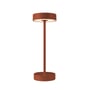 SLV VINOLINA akku bordlampe i rustfarvet aluminium med en rund skærm og cirkulært lys.