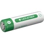 Ledlenser 18650 lithium-ion batteri til lygter, 3,7V, hvidt og grønt design med tydeligt 'Ledlenser' logo.