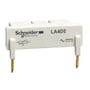 Detalje af Schneider Electric LA4DE varistor, viser mærket 'U' og symbol for AC/DC-spænding.