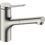 Hansgrohe ZesisM33 150 køkkenarmatur i børstet krom med L-tud og sBox udtræk på hvid baggrund.