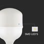 Nærbillede af V-TAC LED pærens top, med fokus på SMD LED'er og detalje af pærens design.