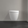 Villeroy & Boch Subway 2.0 kompakt, hvidt væghængt toilet set lige forfra med lukket låg.