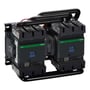 Schneider Electric TeSys D reverseringskontaktor, 150A, 2NO+2NC, med synlige sorte kabeltilslutninger og to store sorte kontaktorer monteret på en metalramme.
