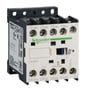 Schneider Electric hjælperelæ CA4KN31BW3 med 3NO+1NC kontakter, 24V DC spole, vist med hvid front og skrueterminaler.