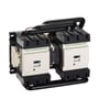 Schneider Electric TeSys D reverseringskontaktor, 150A, 2NO+2NC, set fra siden, med fokus på den kompakte konstruktion og monteringsdetaljer.