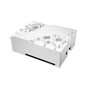 Sølvfarvet Akasa Gem Pro kabinet til Raspberry Pi 4 set fra højre side, med porte og ventilationsåbninger.